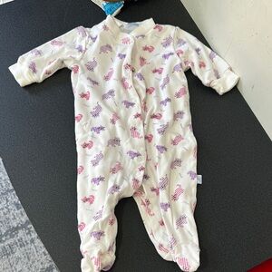 Vitamins Baby White and Purple Footies One Piece 90’s